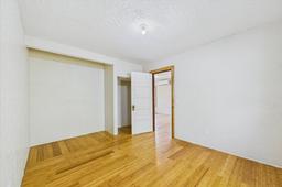 listing-thumbnails