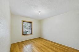 listing-thumbnails