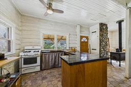 listing-thumbnails
