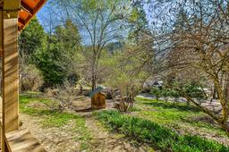 listing-thumbnails