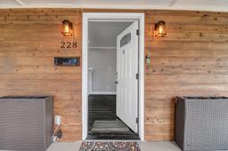 listing-thumbnails