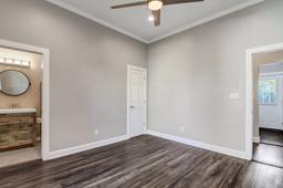 listing-thumbnails