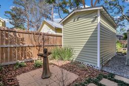 listing-thumbnails
