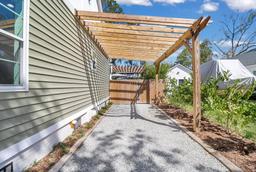 listing-thumbnails