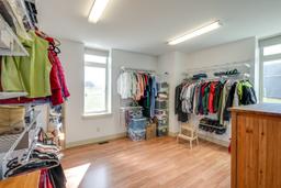 listing-thumbnails