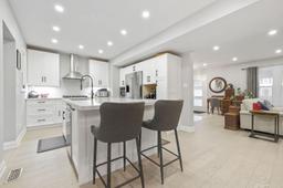listing-thumbnails