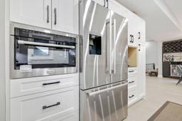 listing-thumbnails