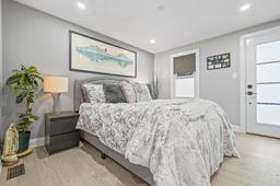 listing-thumbnails