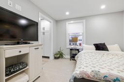 listing-thumbnails