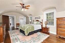 listing-thumbnails