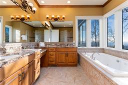 listing-thumbnails