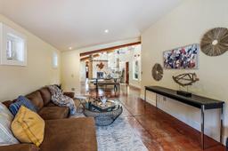 listing-thumbnails