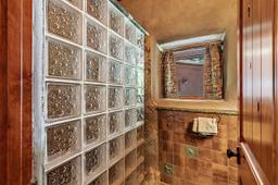 listing-thumbnails
