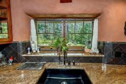 listing-thumbnails