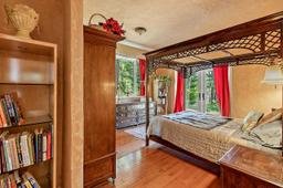 listing-thumbnails