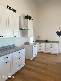 listing-thumbnails