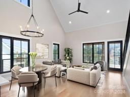 listing-thumbnails