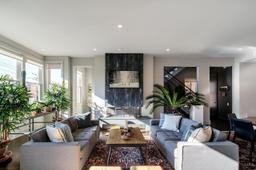 listing-thumbnails