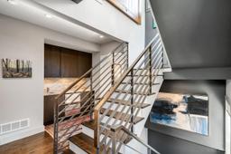 listing-thumbnails