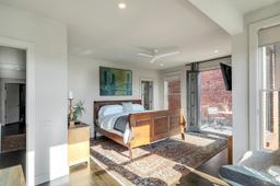 listing-thumbnails