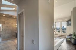 listing-thumbnails