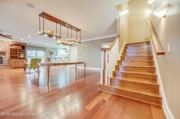 listing-thumbnails