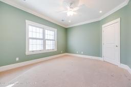 listing-thumbnails