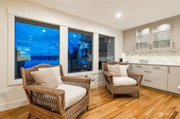 listing-thumbnails