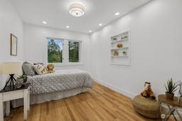 listing-thumbnails