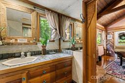 listing-thumbnails
