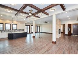 listing-thumbnails