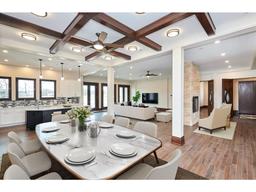 listing-thumbnails
