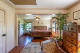 listing-thumbnails