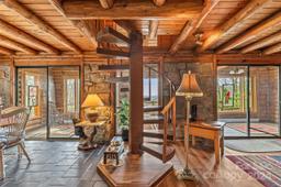 listing-thumbnails