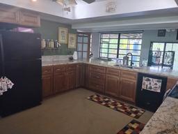 listing-thumbnails