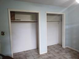 listing-thumbnails