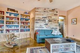listing-thumbnails