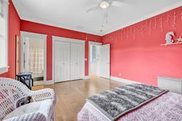listing-thumbnails