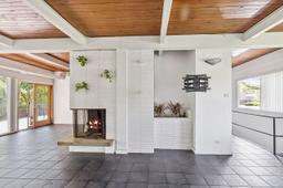 listing-thumbnails