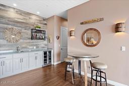 listing-thumbnails