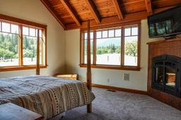 listing-thumbnails