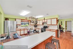 listing-thumbnails