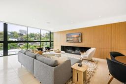 listing-thumbnails
