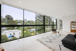 listing-thumbnails