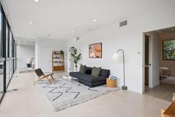 listing-thumbnails
