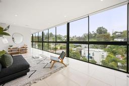 listing-thumbnails