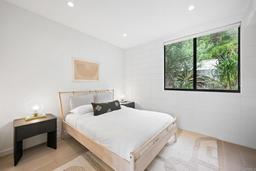 listing-thumbnails