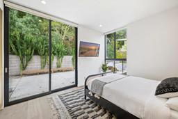 listing-thumbnails