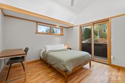 listing-thumbnails