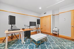 listing-thumbnails